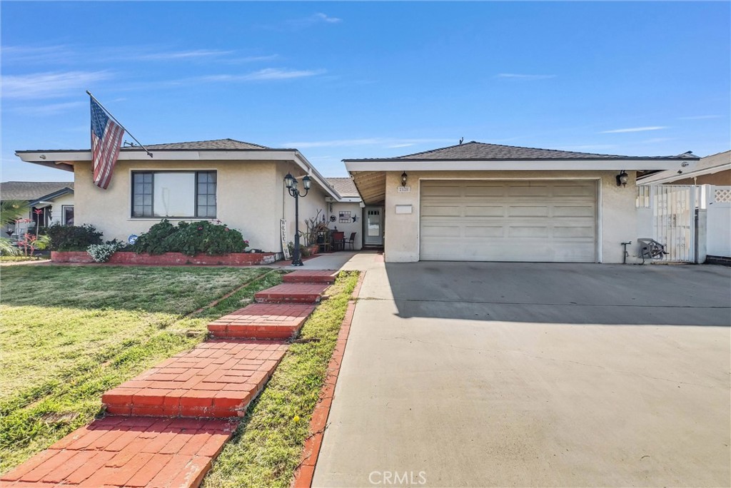 2520 Redcoach Lane