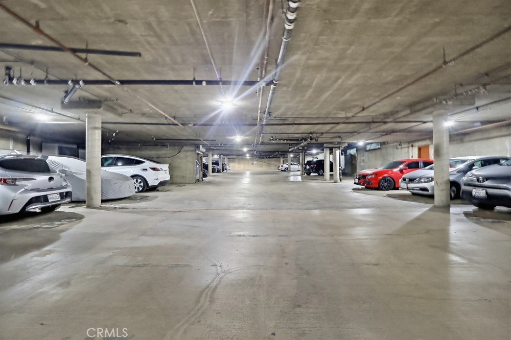 2101 E 21st 306
