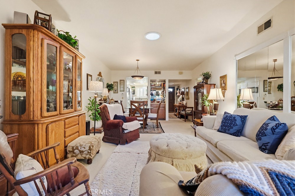 2101 E 21st 306