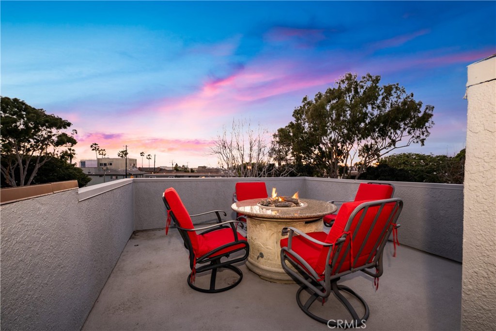 1713 Electric Avenue