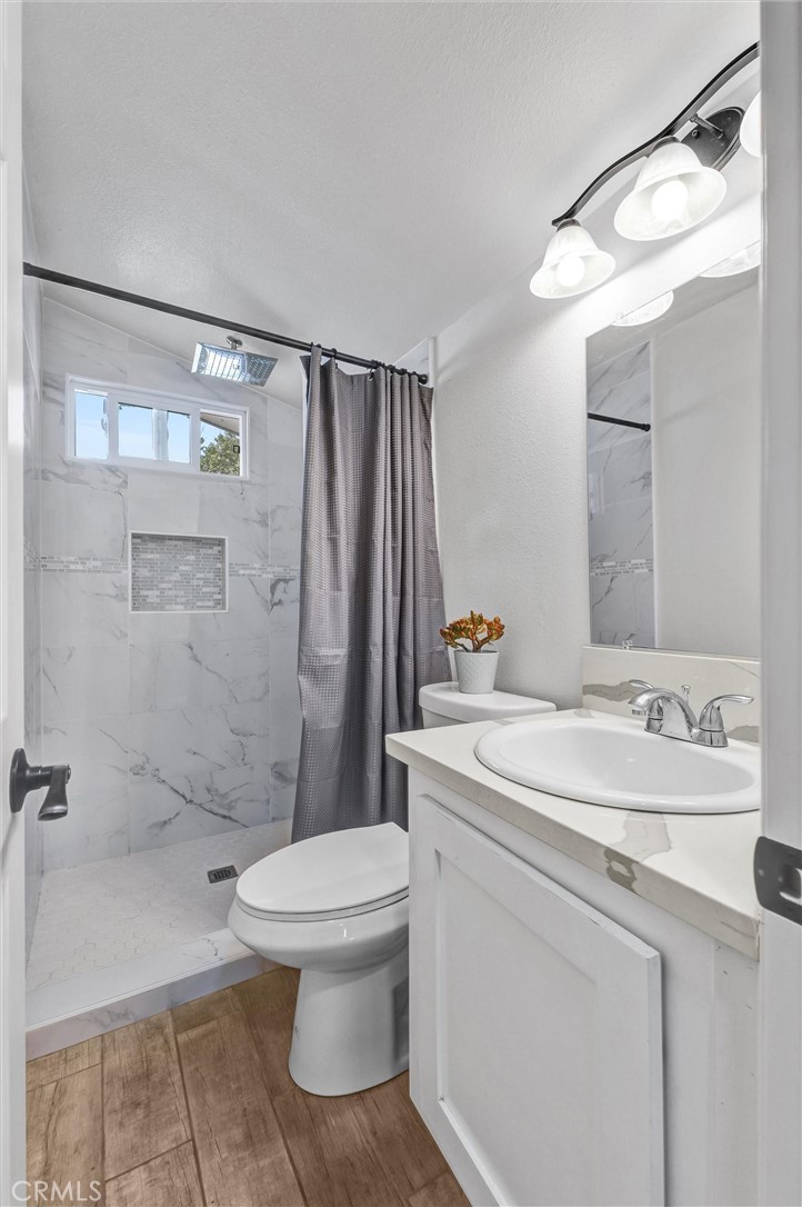 235 W 58th