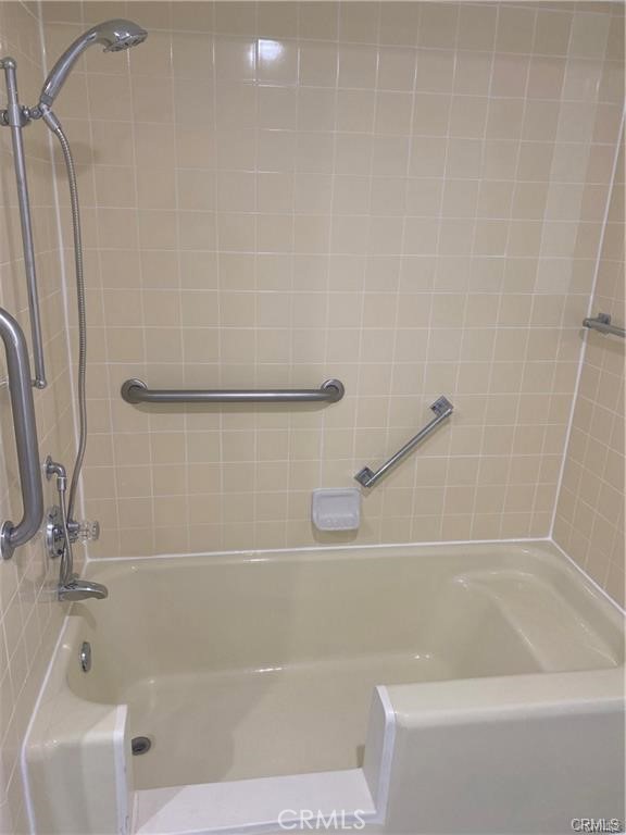 367 Avenida Castilla