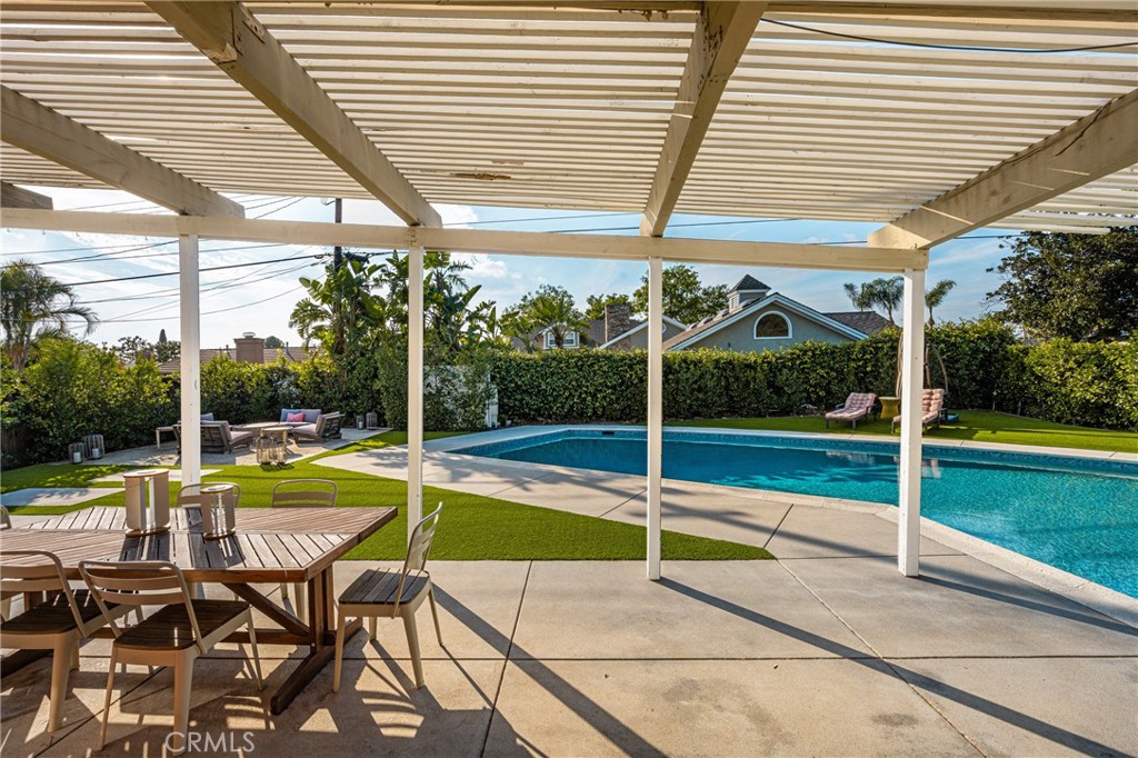 732 S Woodland Street