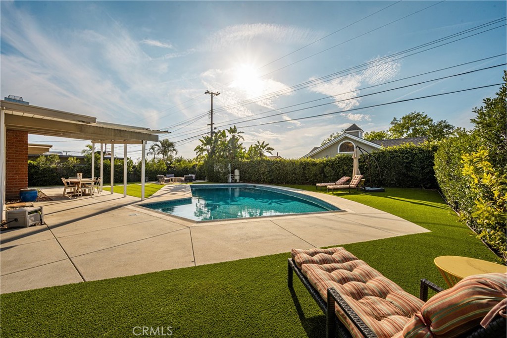 732 S Woodland Street