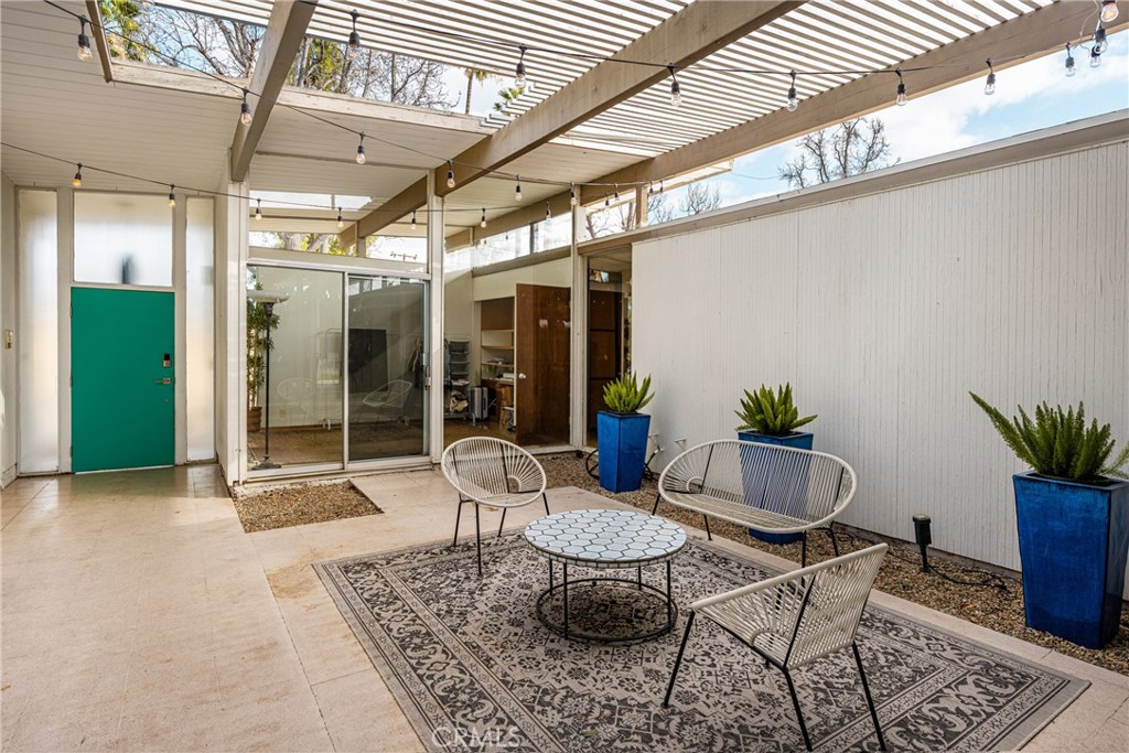 732 S Woodland Street