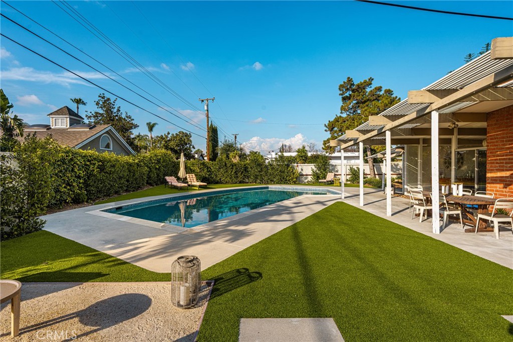 732 S Woodland Street