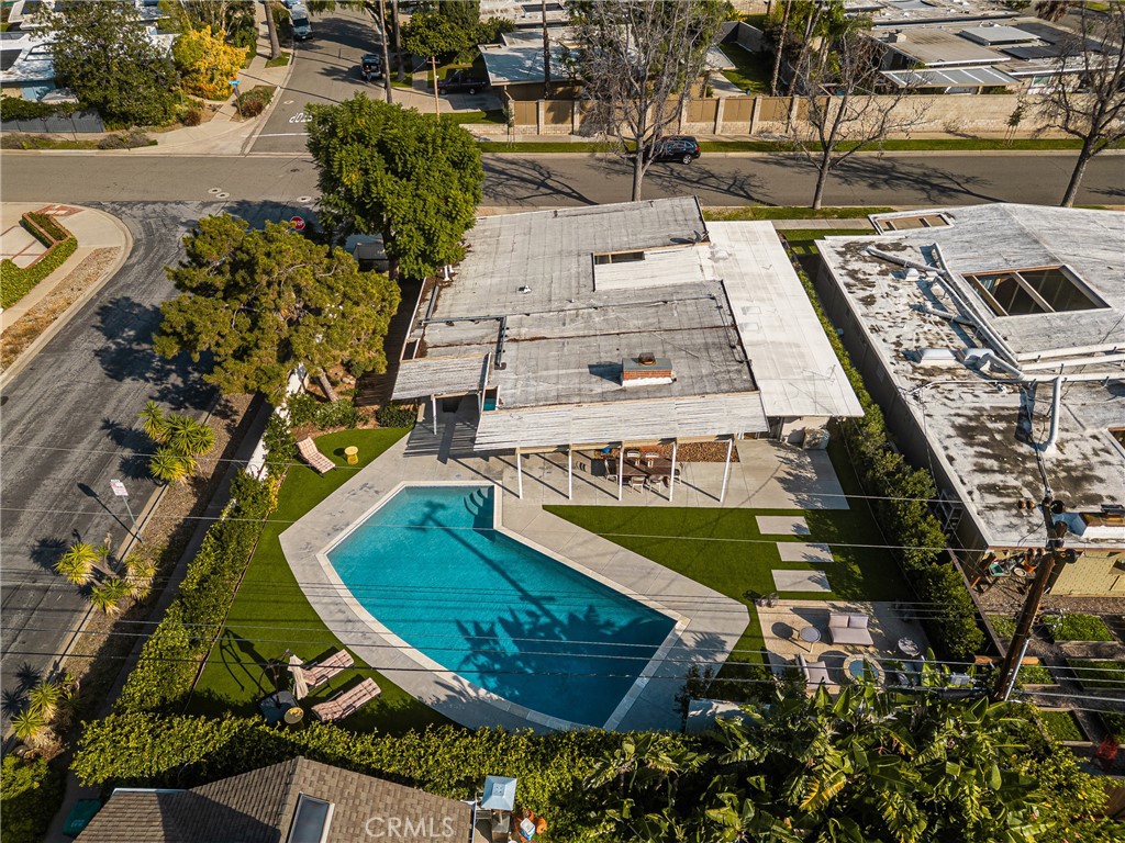 732 S Woodland Street