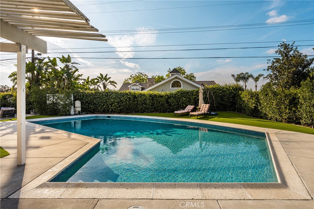 732 S Woodland Street