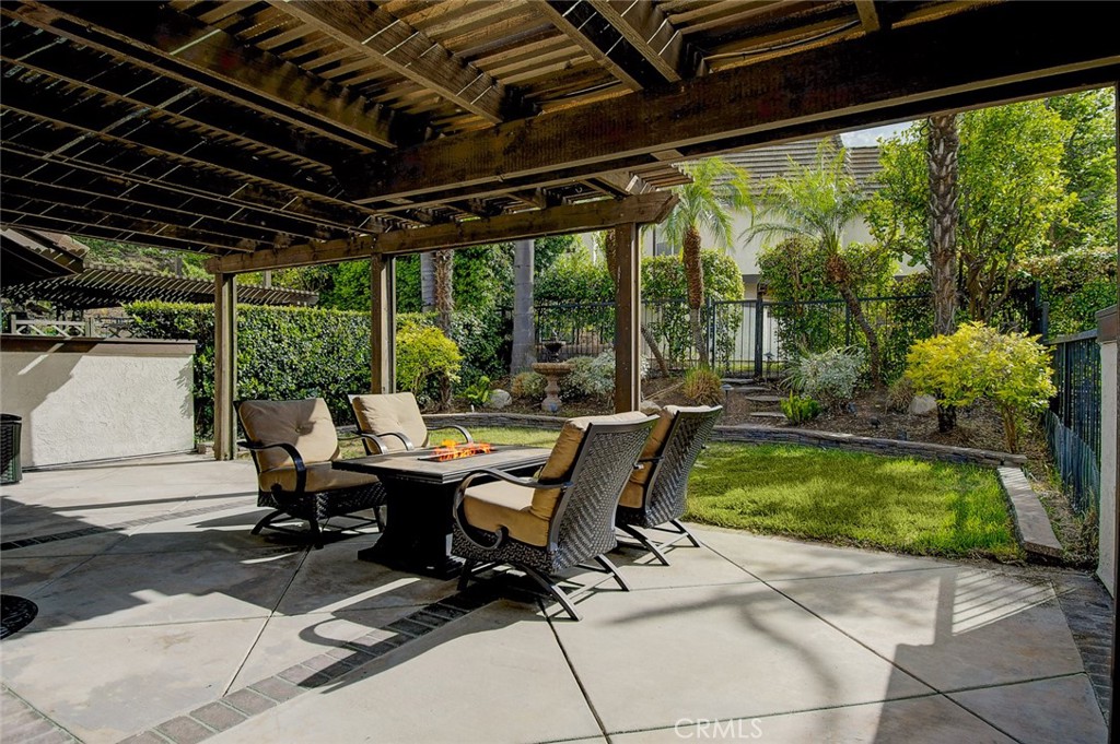 6164 E morningview drive