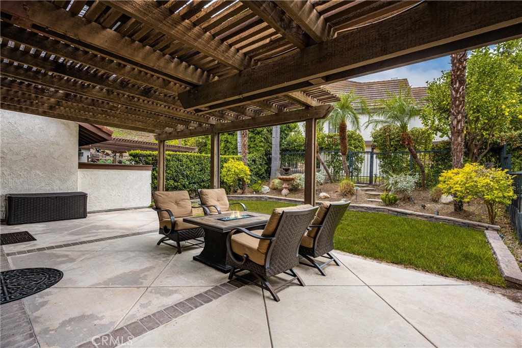 6164 E morningview drive