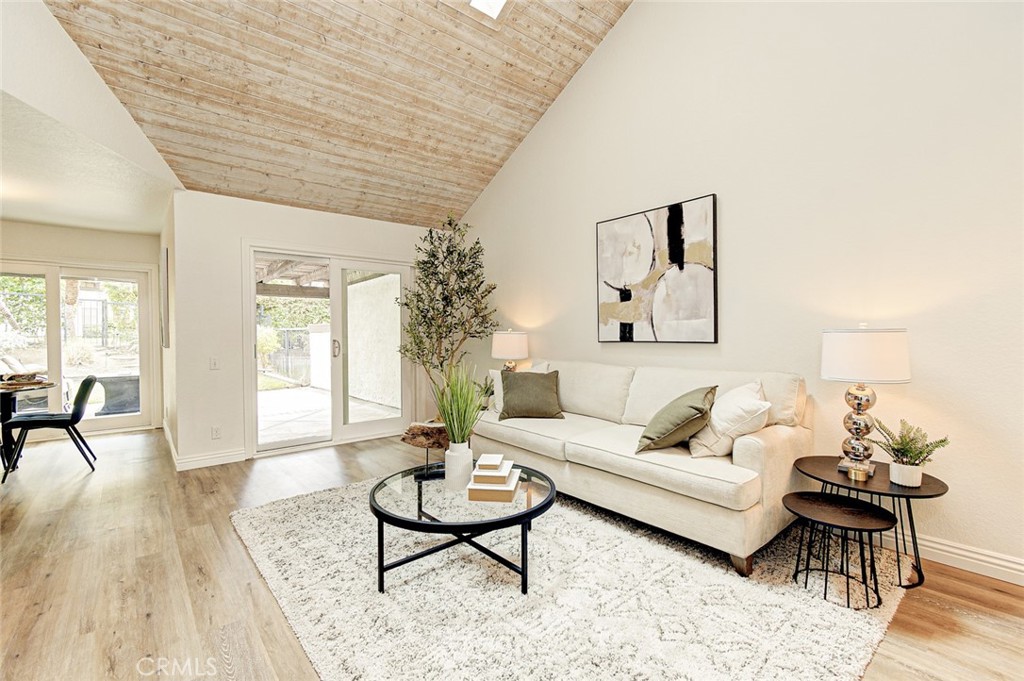 6164 E morningview drive