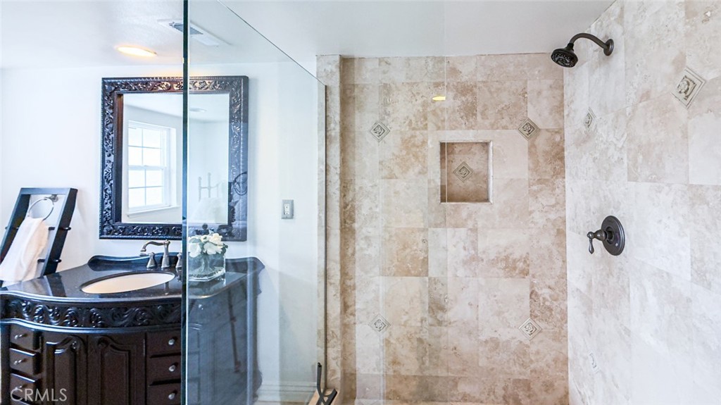 6164 E morningview drive