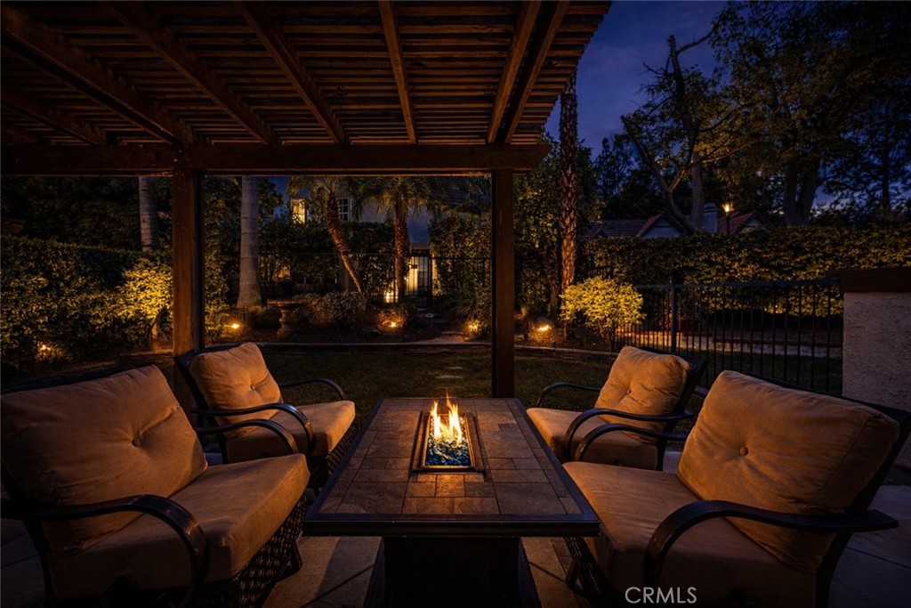 6164 E morningview drive