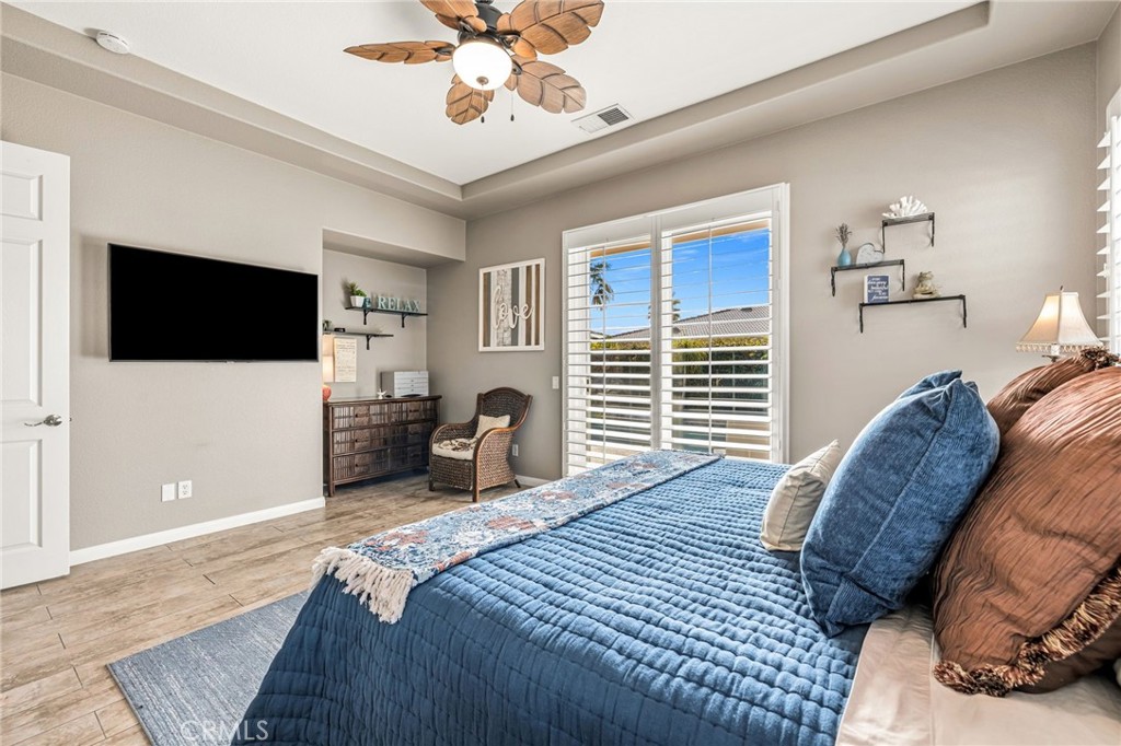 79851 Parkway Esplanade N