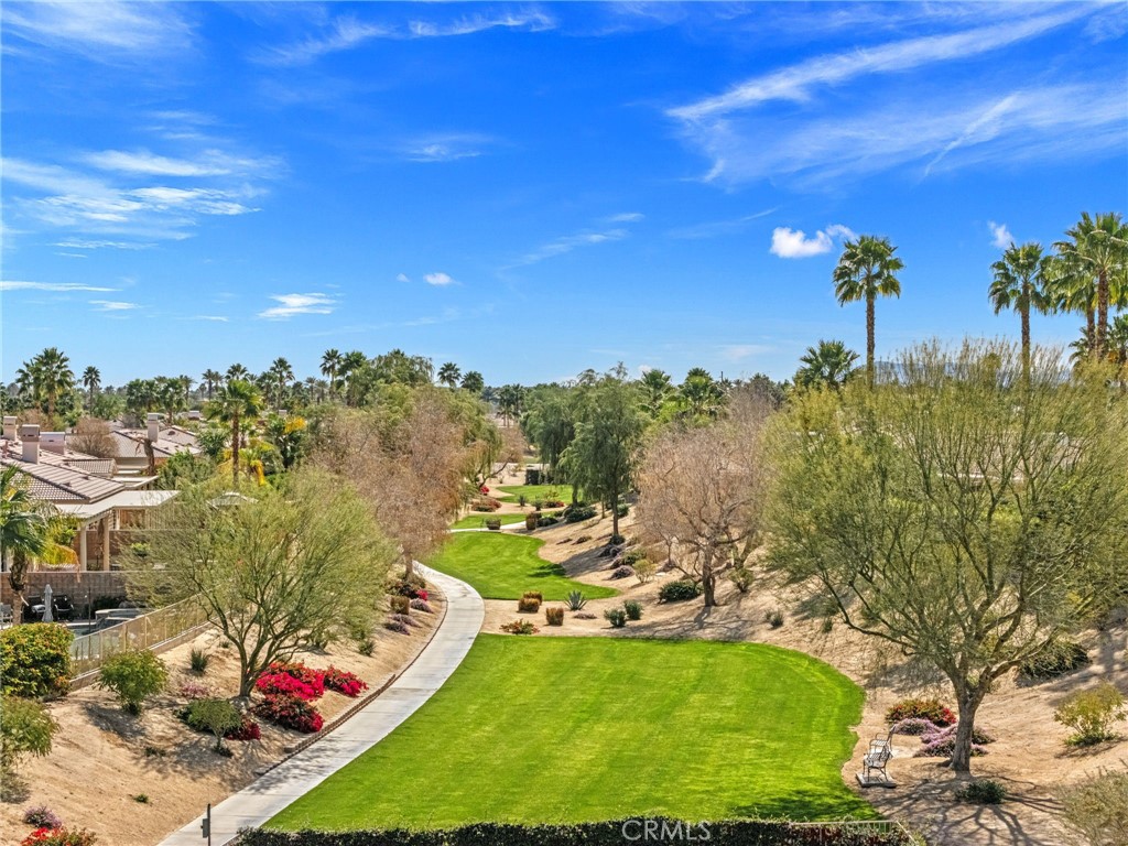 79851 Parkway Esplanade N