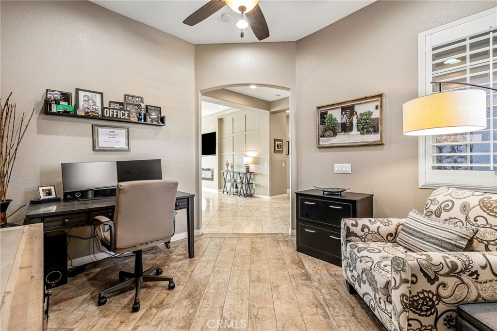 79851 Parkway Esplanade N