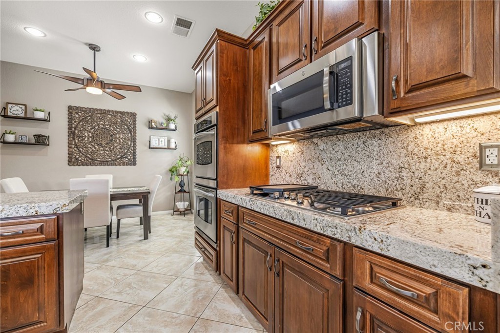 79851 Parkway Esplanade N