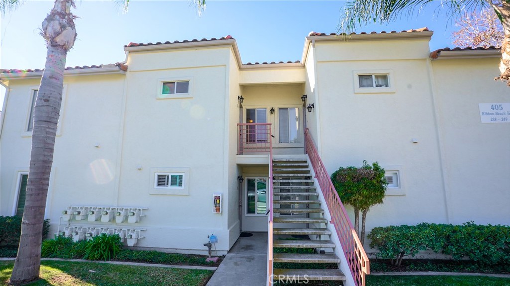 405 Ribbon Beach 249A