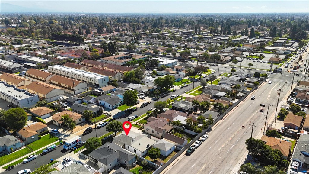 15613 Thornlake Avenue