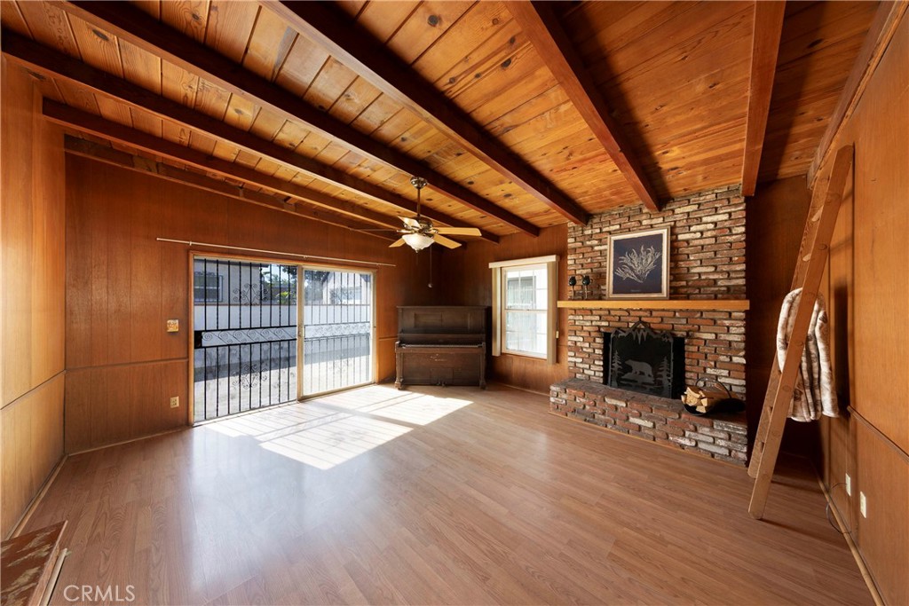 15613 Thornlake Avenue