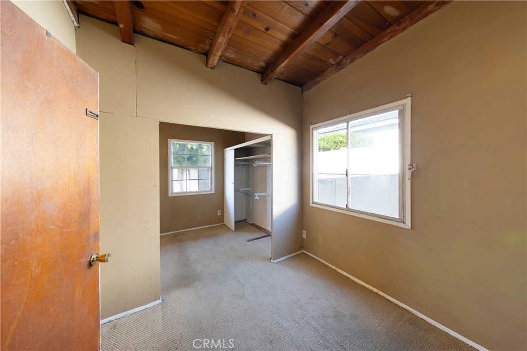 15613 Thornlake Avenue