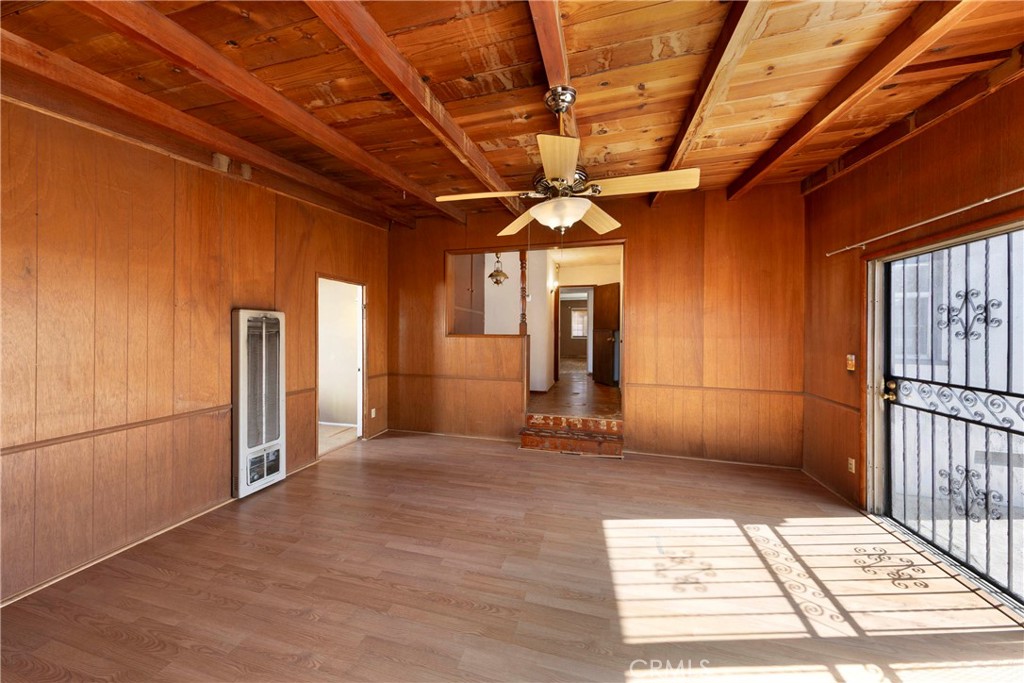 15613 Thornlake Avenue