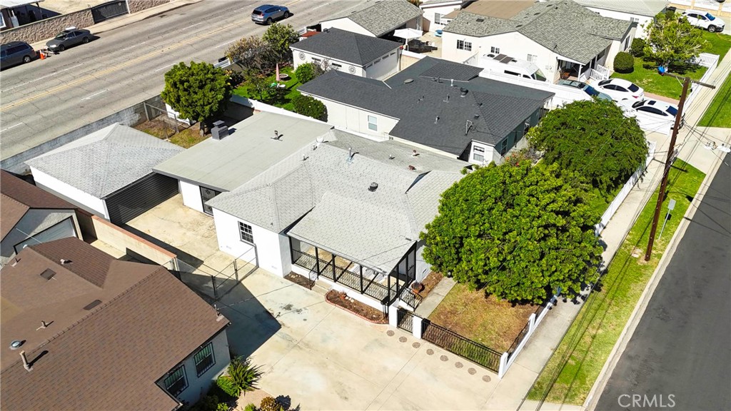 15613 Thornlake Avenue