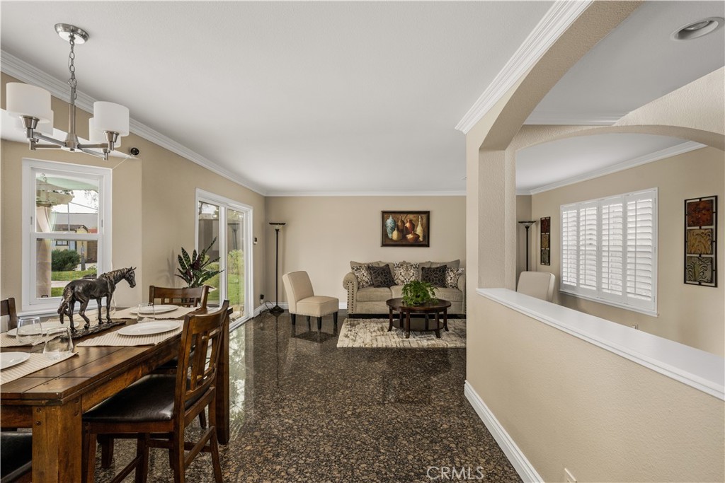 4681 Avenida De Las Estrellas