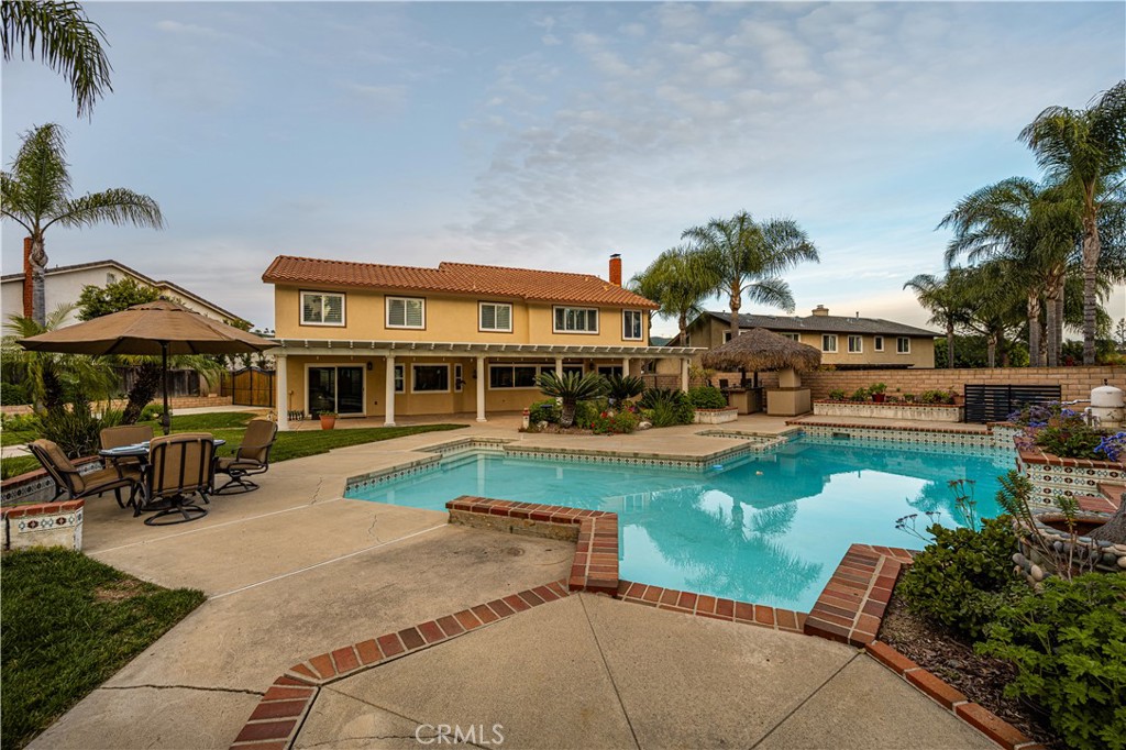 4681 Avenida De Las Estrellas