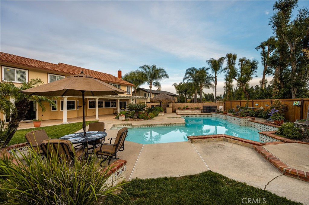 4681 Avenida De Las Estrellas