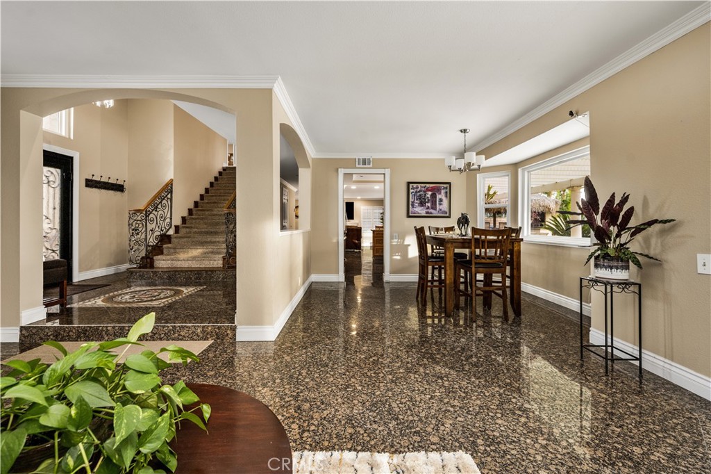 4681 Avenida De Las Estrellas