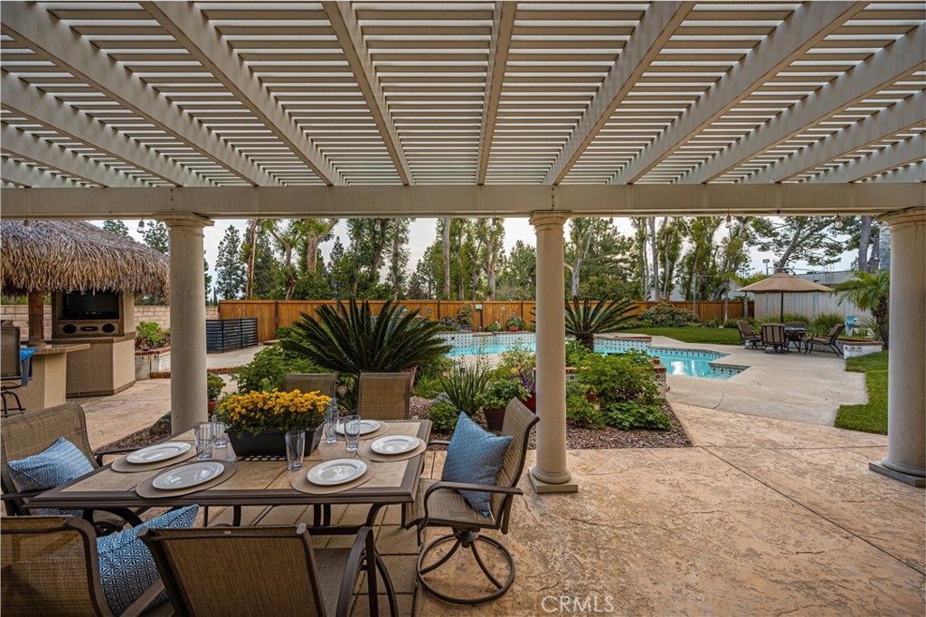 4681 Avenida De Las Estrellas