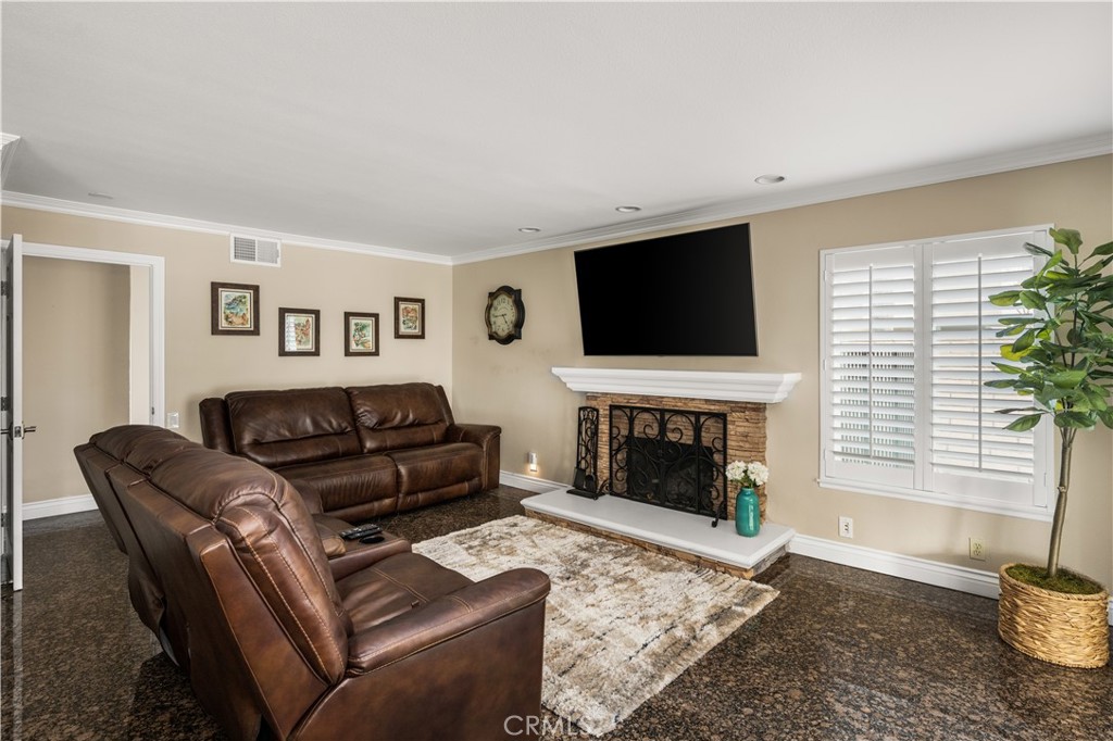 4681 Avenida De Las Estrellas