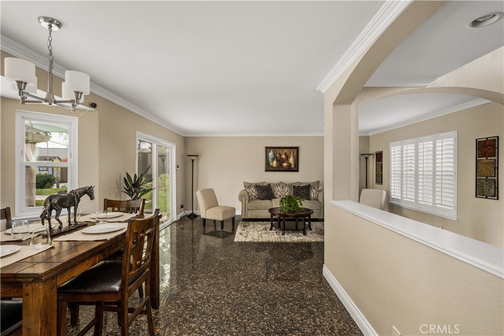 4681 Avenida De Las Estrellas