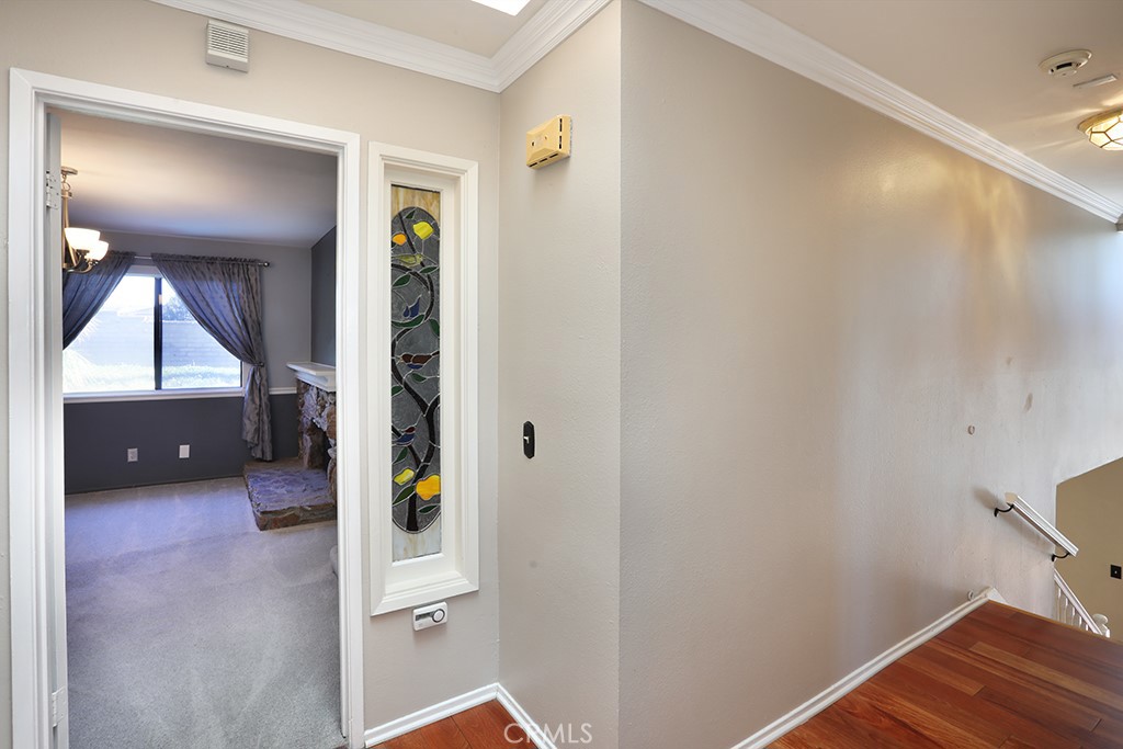 5690 Avenida Barcelona