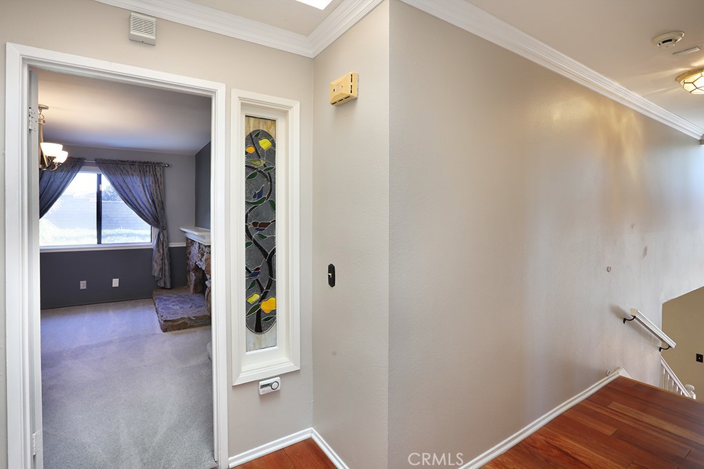 5690 Avenida Barcelona