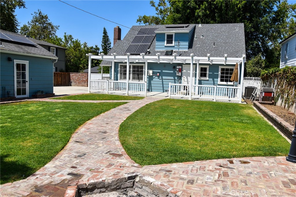 1407 N Towner Street