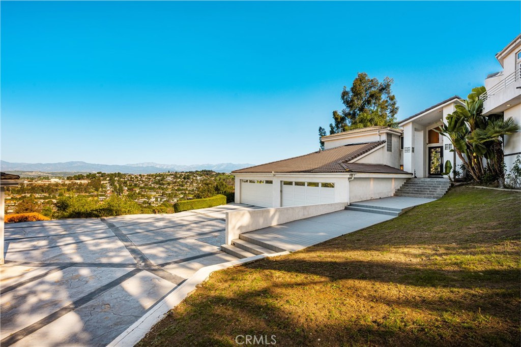 2820 Shadow Canyon Drive