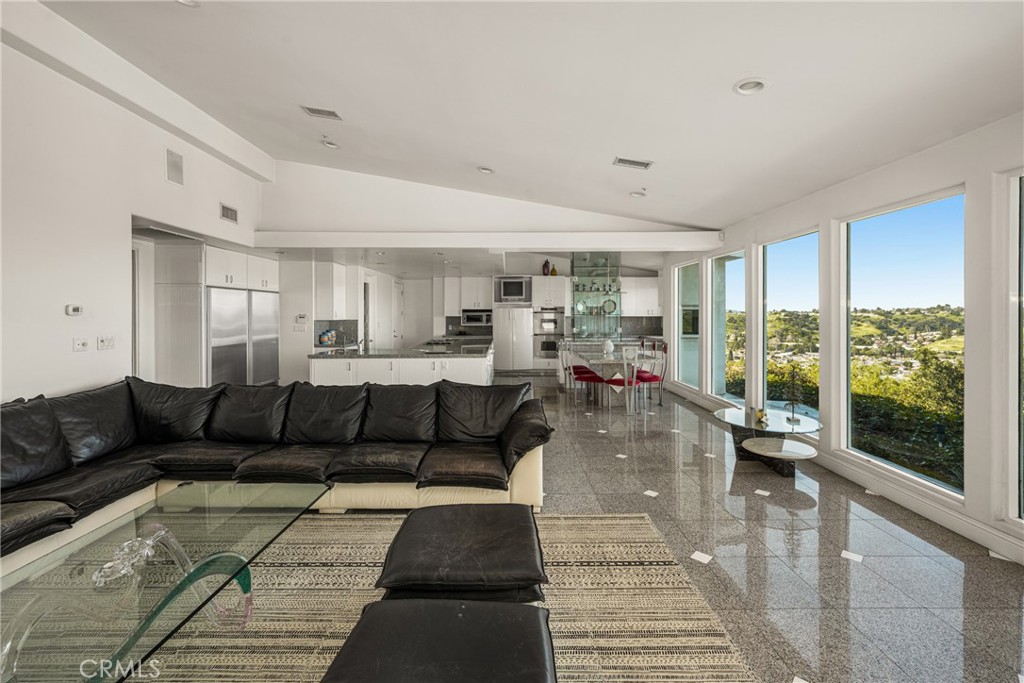 2820 Shadow Canyon Drive