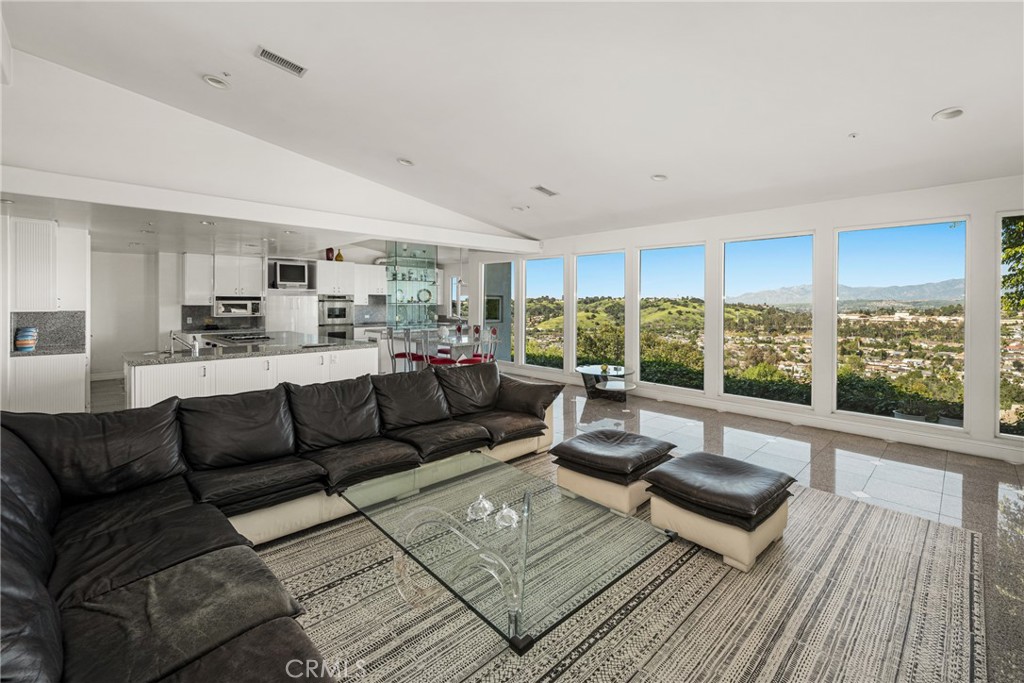 2820 Shadow Canyon Drive