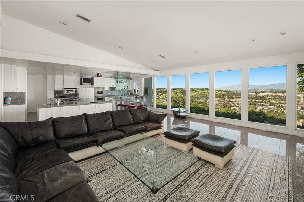 2820 Shadow Canyon Drive
