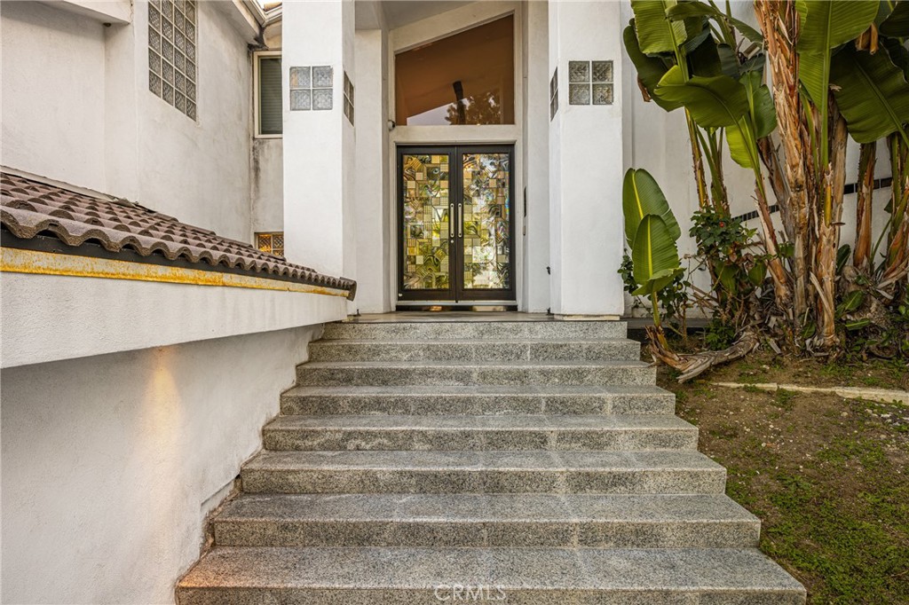 2820 Shadow Canyon Drive