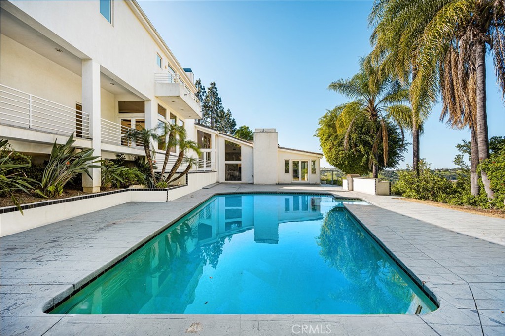 2820 Shadow Canyon Drive