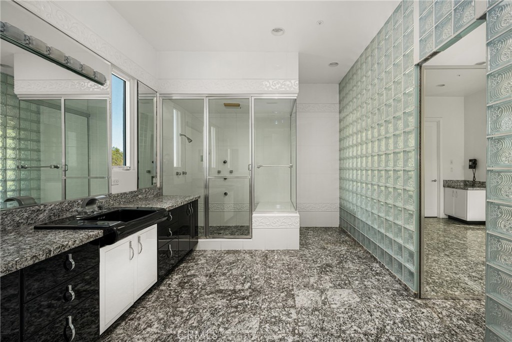 2820 Shadow Canyon Drive