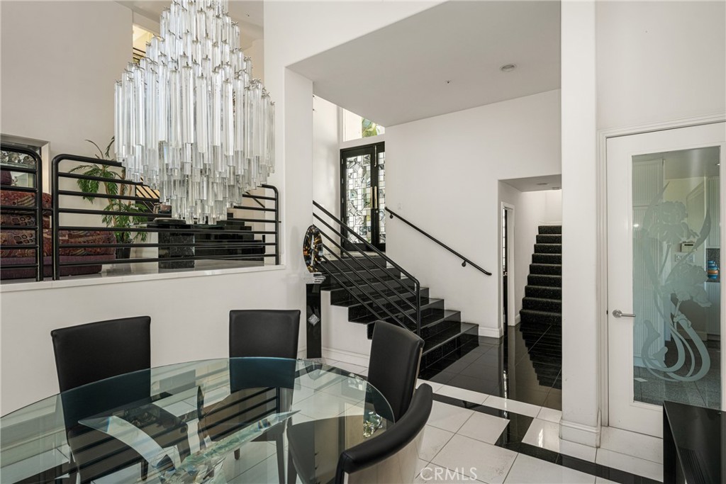 2820 Shadow Canyon Drive