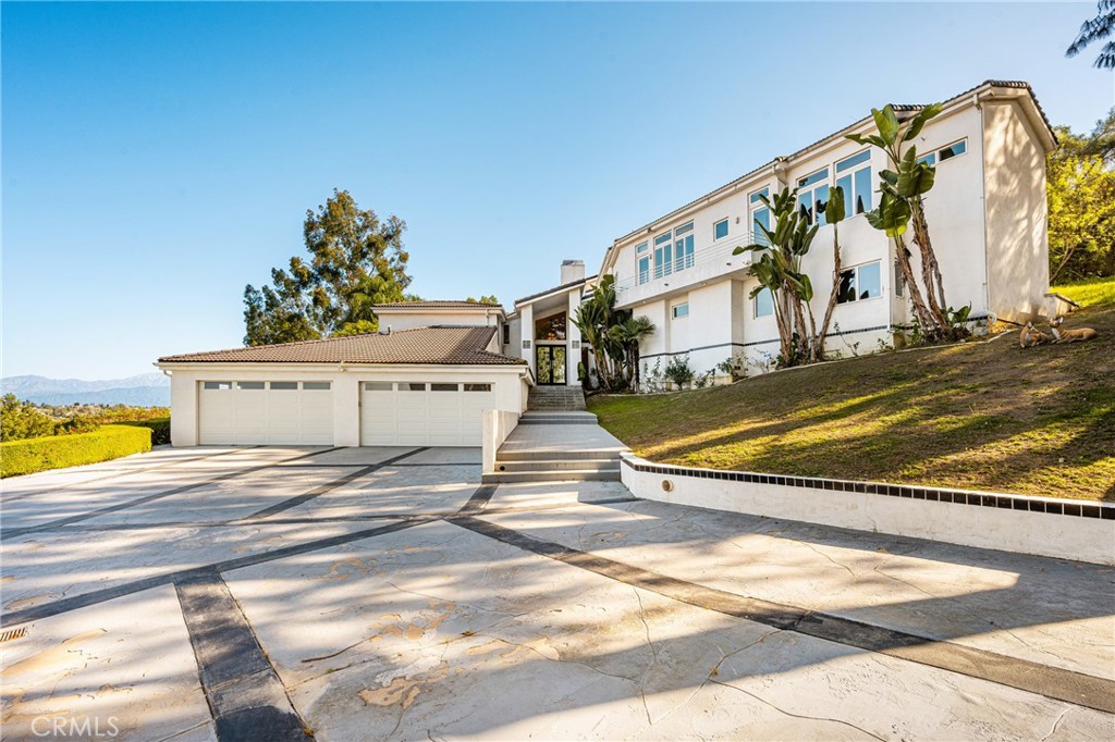 2820 Shadow Canyon Drive