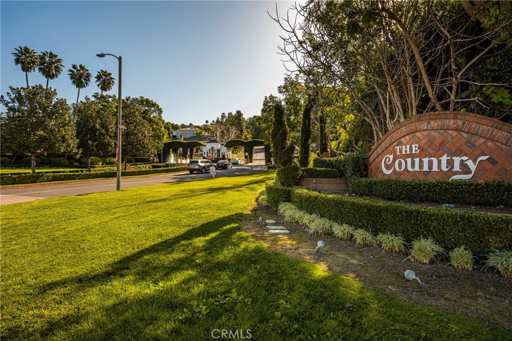 2820 Shadow Canyon Drive