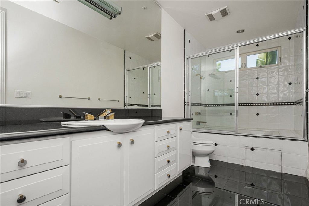 2820 Shadow Canyon Drive