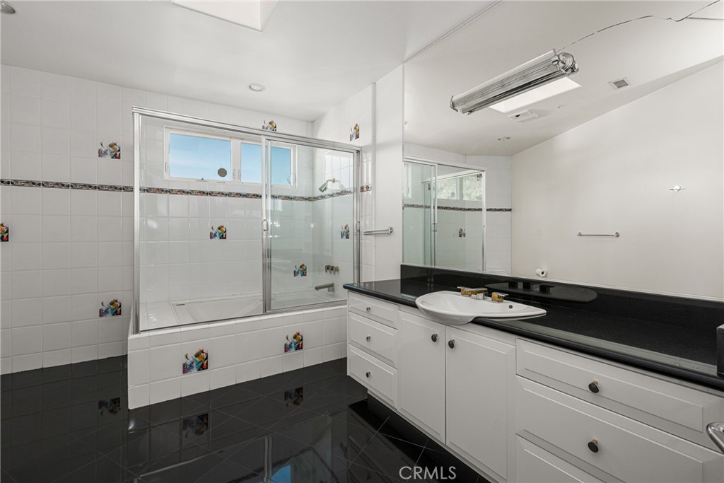 2820 Shadow Canyon Drive