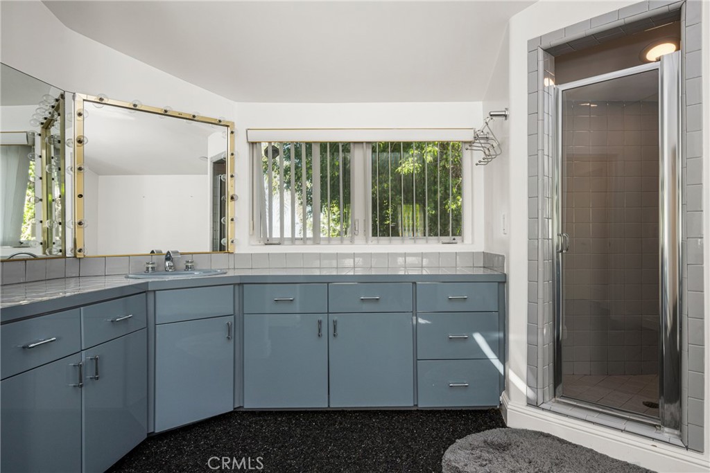 2820 Shadow Canyon Drive